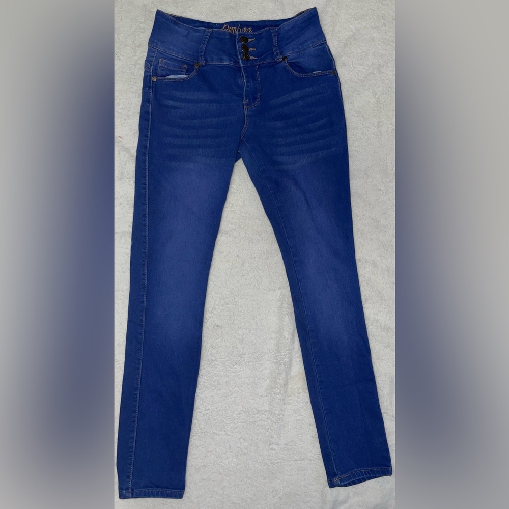 Colombian jeans levantacola